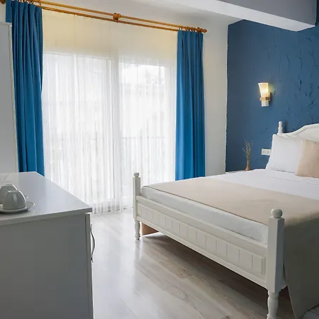 716 Hotel 2*