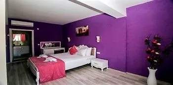 716 Hotel