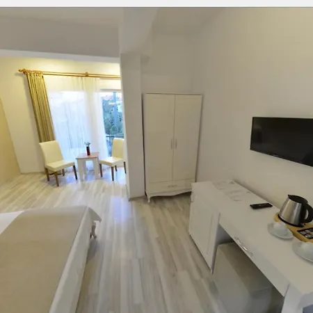 716 Hotel