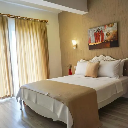 716 Butik 2*